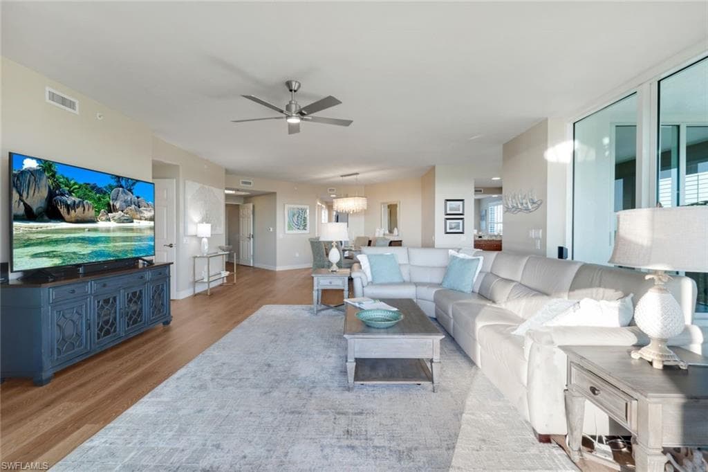 455 Cove Tower DR 801-9