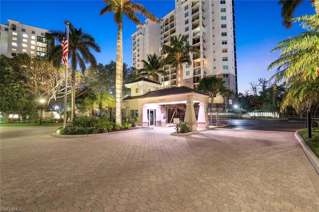 455 Cove Tower DR 801-49