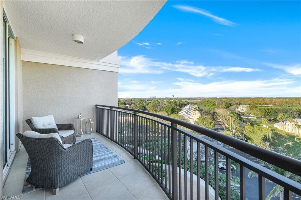 455 Cove Tower DR 801-33