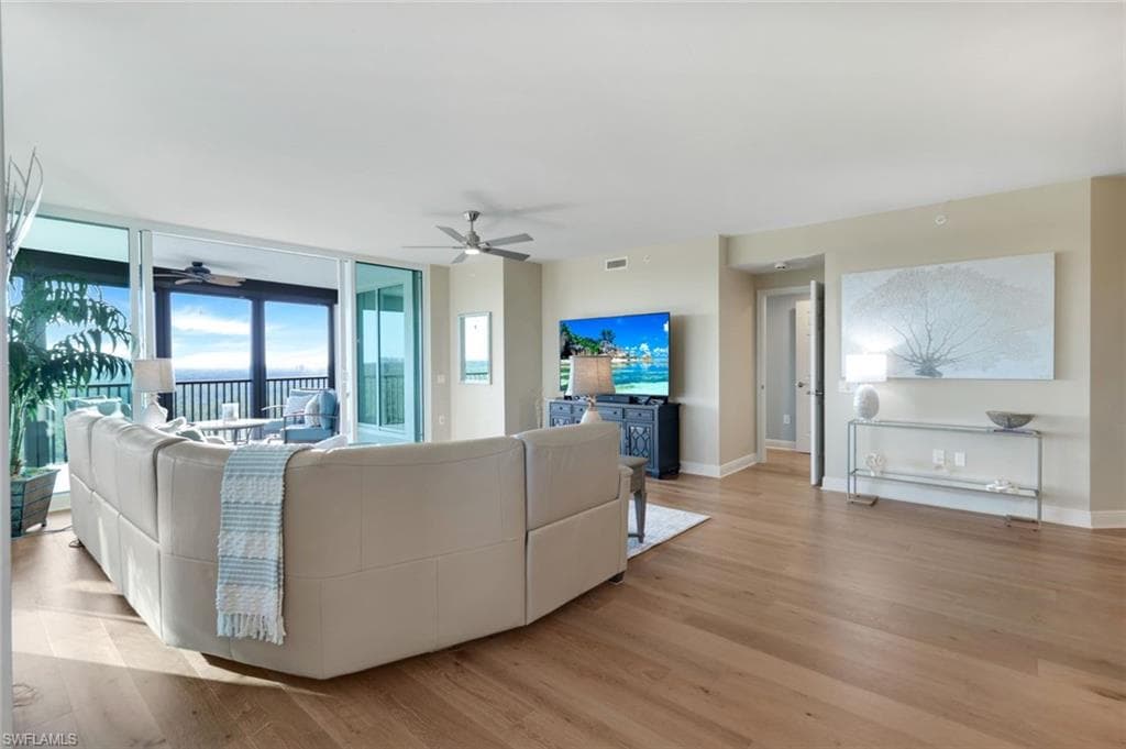 455 Cove Tower DR 801-11
