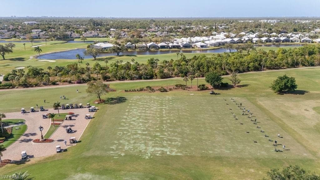 8251 Grand Palm DR 3-32