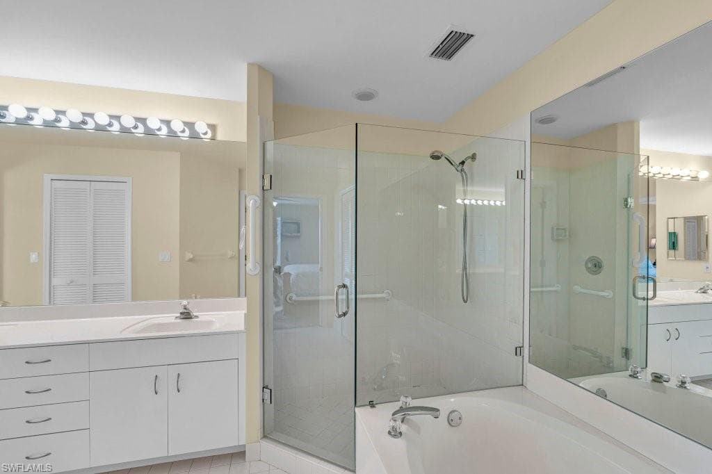 8251 Grand Palm DR 3-9