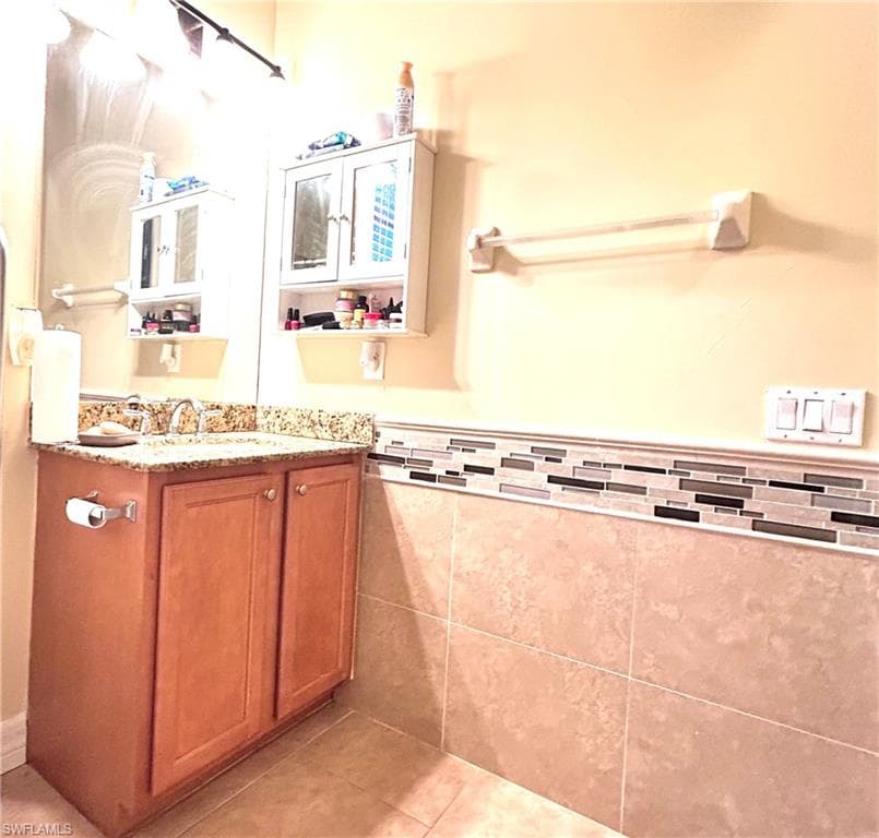 11079 Sparkleberry DR S-40