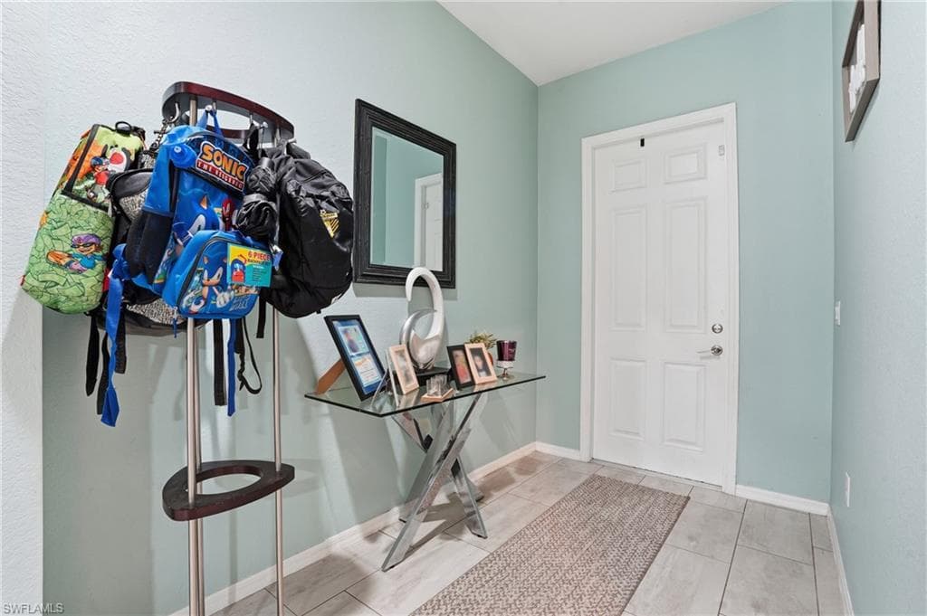 1004 Hamilton ST-6