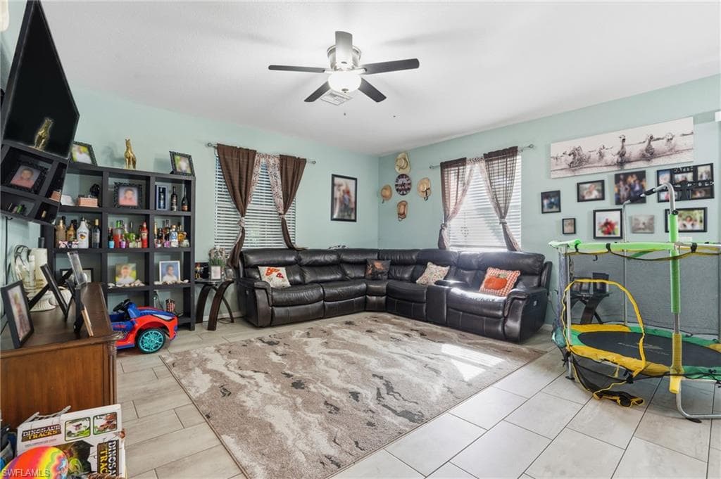 1004 Hamilton ST-7