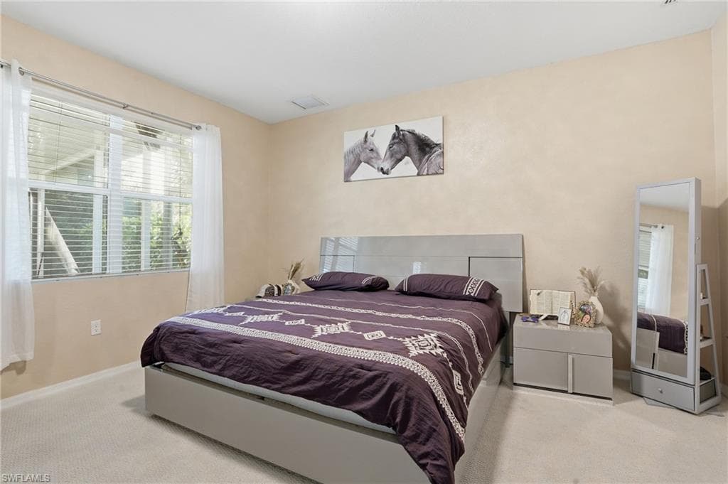 1004 Hamilton ST-20