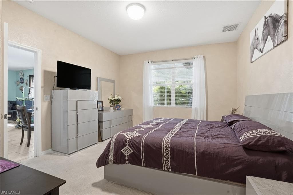 1004 Hamilton ST-21