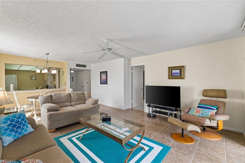 1087 Forest Lakes DR 1-309-8