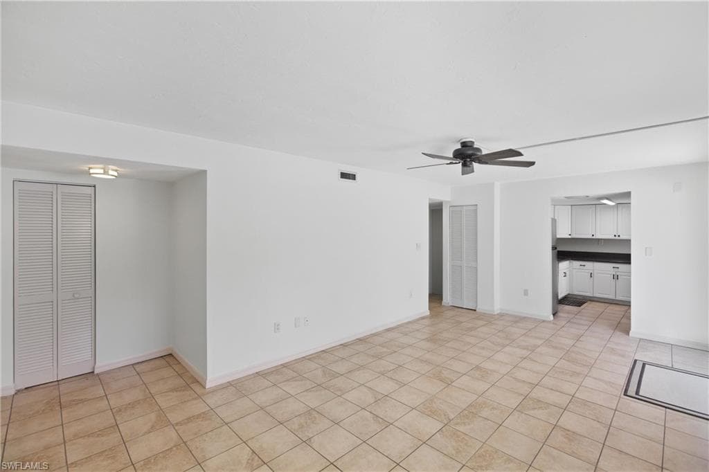 4931 Vincennes CT 4-6