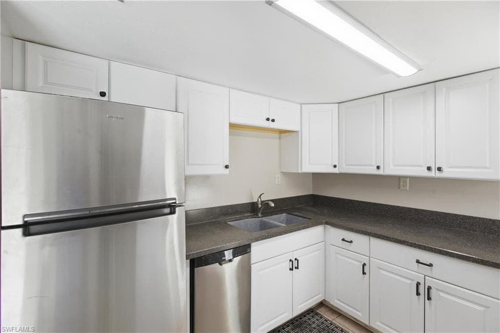 4931 Vincennes CT 4-12