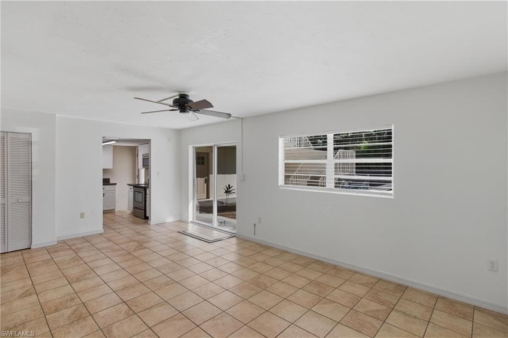 4931 Vincennes CT 4-5