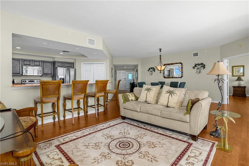 4975 Bonita Beach RD 507-10