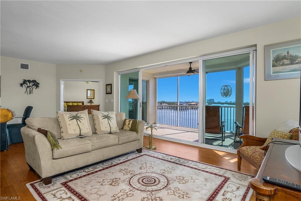 4975 Bonita Beach RD 507-11