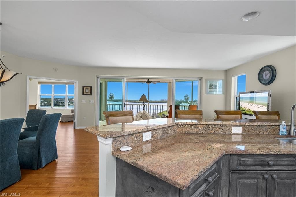 4975 Bonita Beach RD 507-19