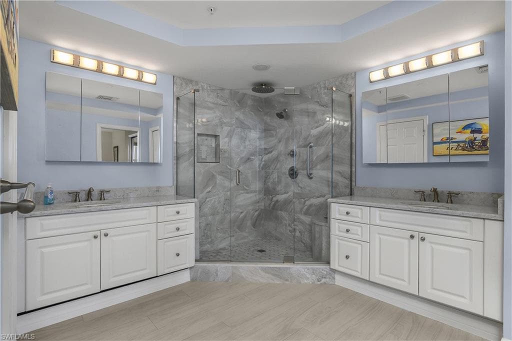 4975 Bonita Beach RD 507-29