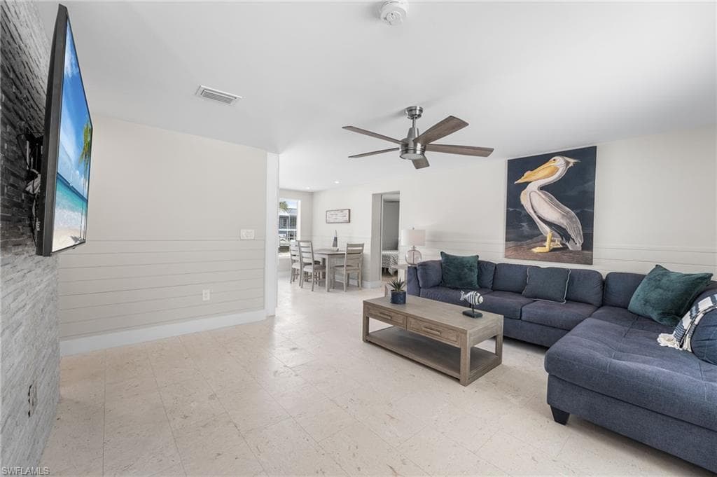 250 Donora BLVD-14
