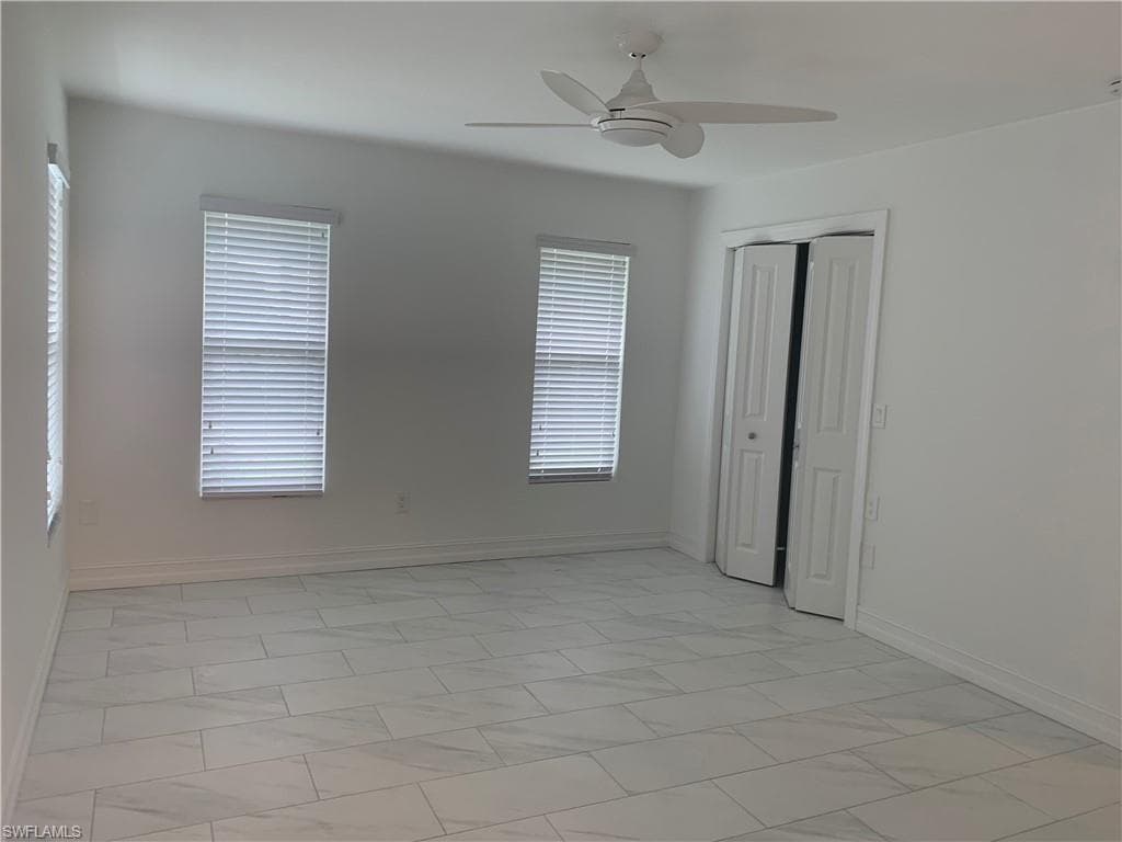 310 Carnaby CT-8