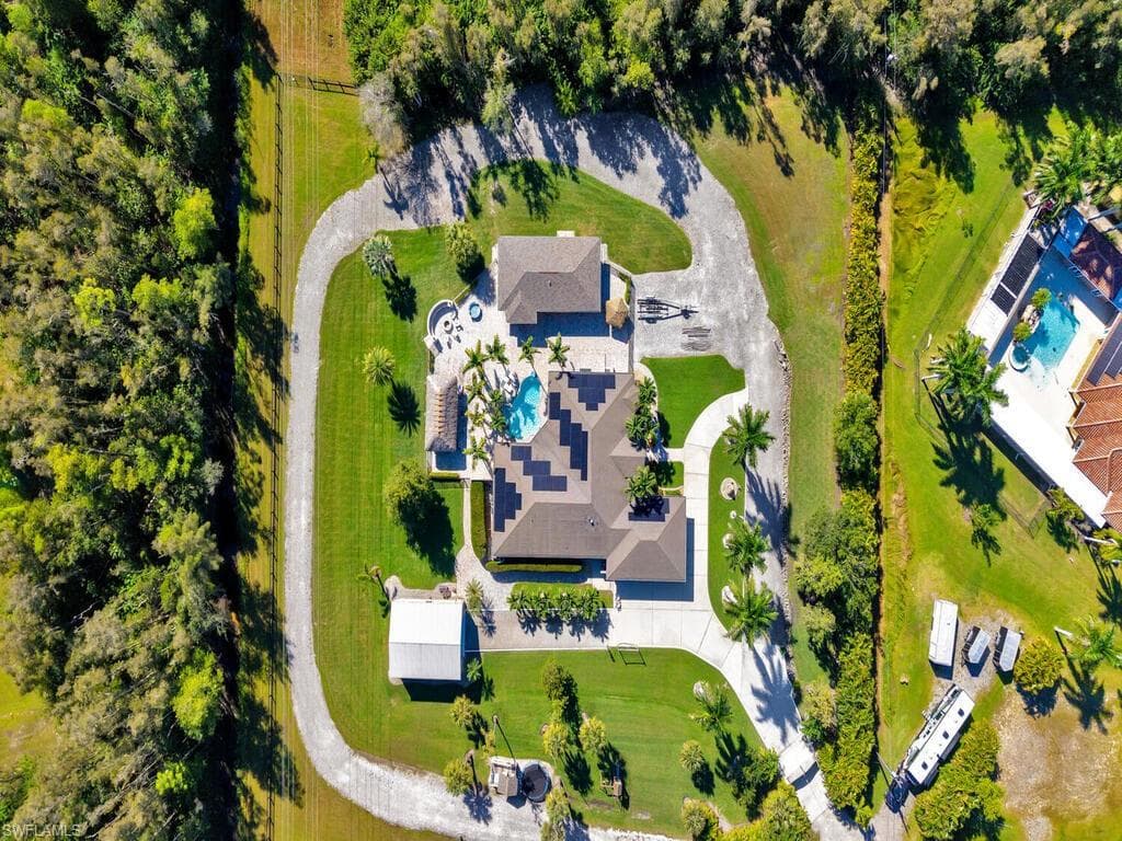 6480 Pine Cone CT-2