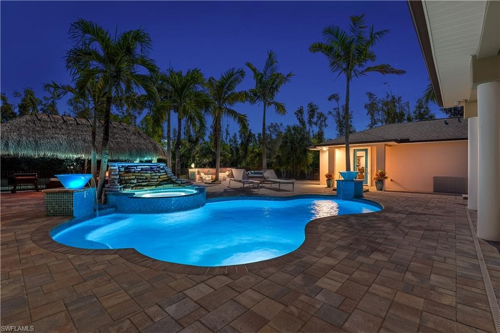 6480 Pine Cone CT-3