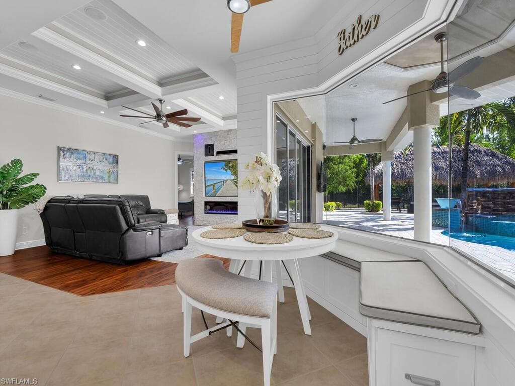 6480 Pine Cone CT-15
