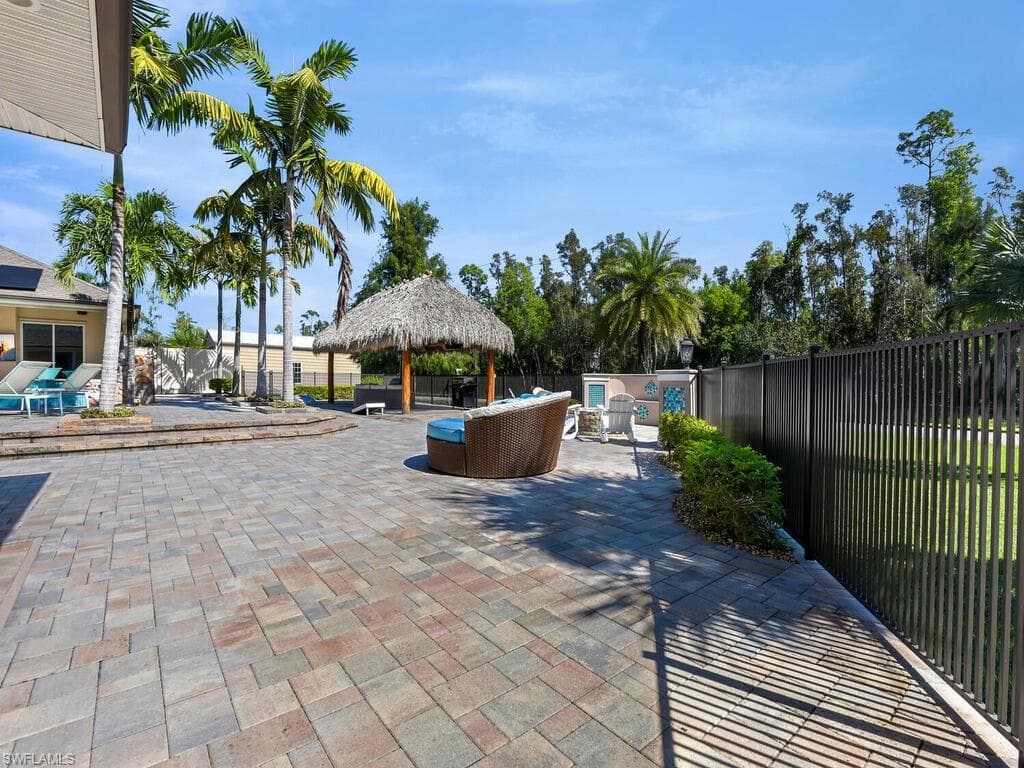 6480 Pine Cone CT-44