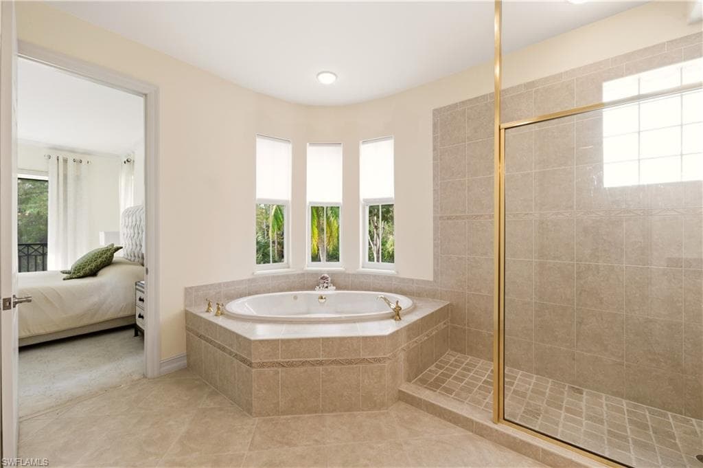 2843 Tiburon BLVD E 7-102-28