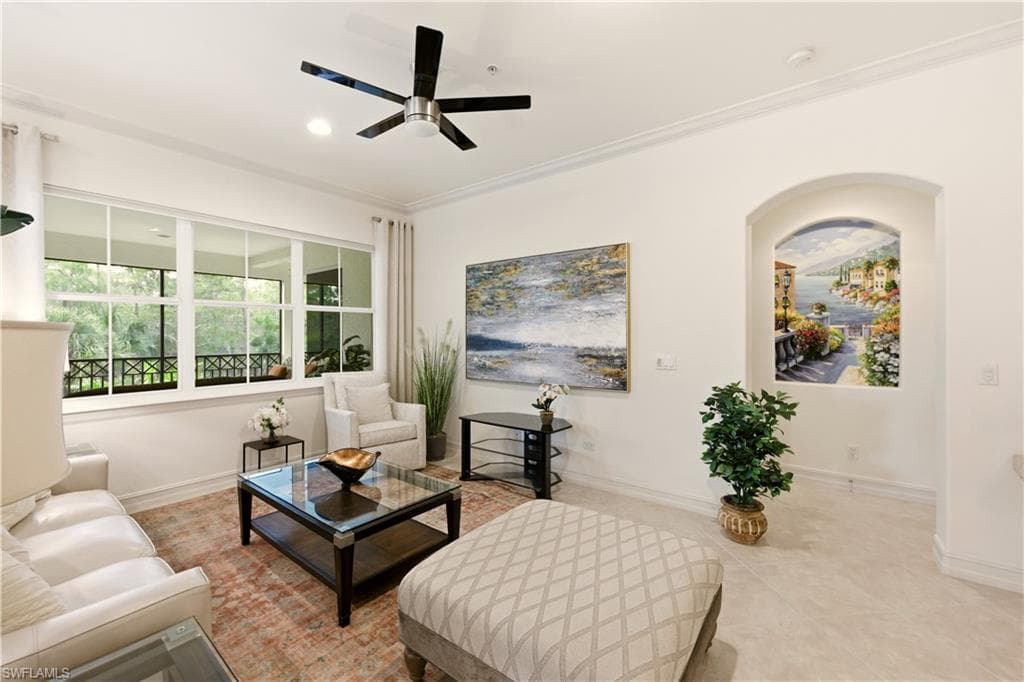 2843 Tiburon BLVD E 7-102-4