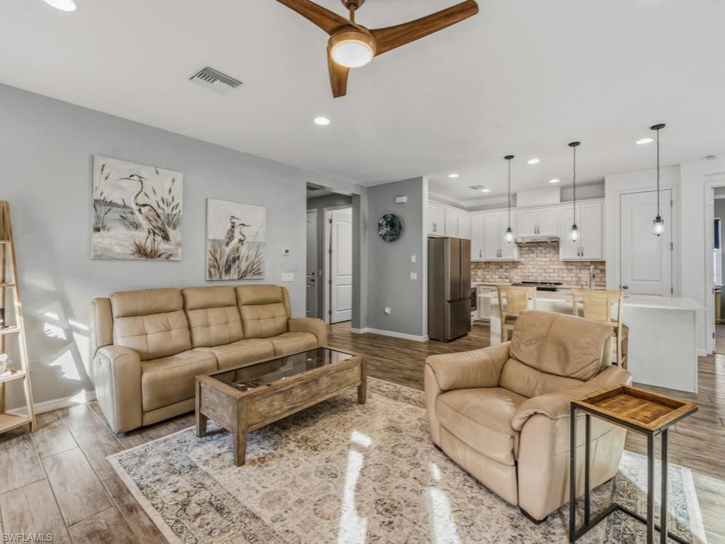 14567 Topsail DR-11