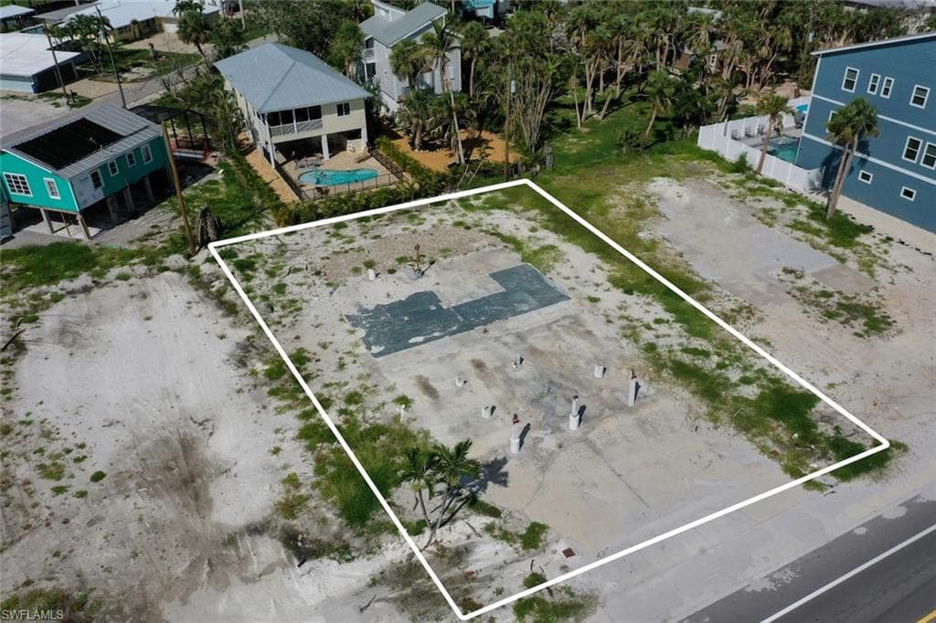 5301 Estero BLVD-26