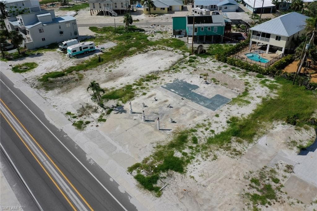 5301 Estero BLVD-25