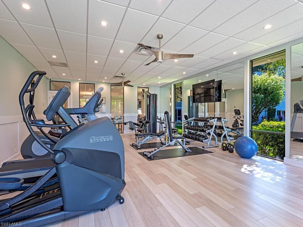 555 Park Shore DR B411-14