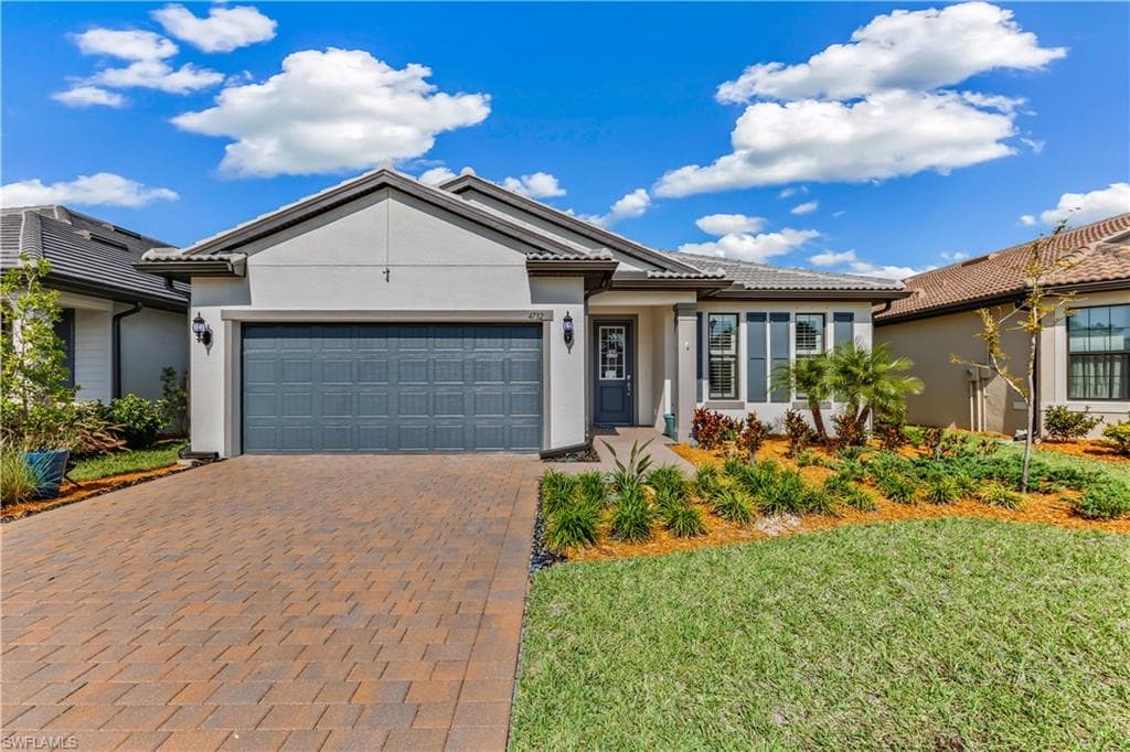 4732 Imperial Eagle DR-22