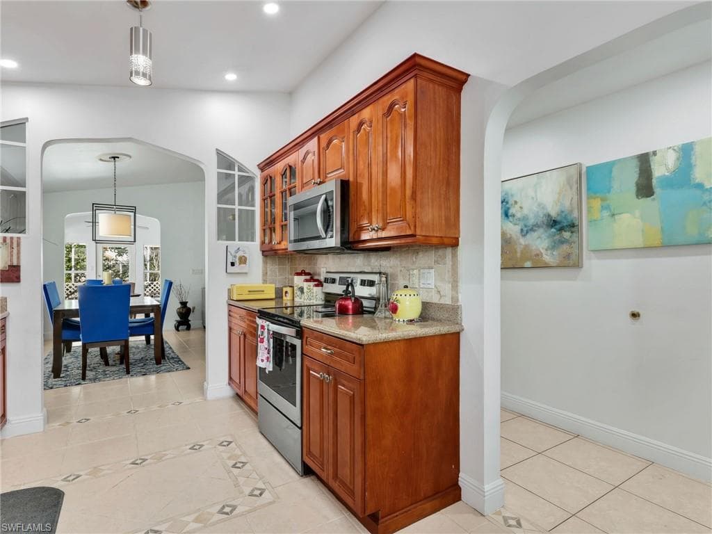 164 Sabal Lake DR-14