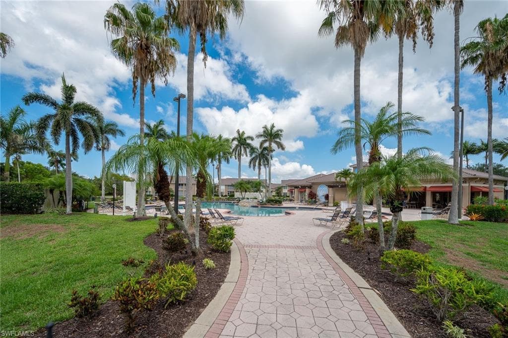15298 Cricket LN-43