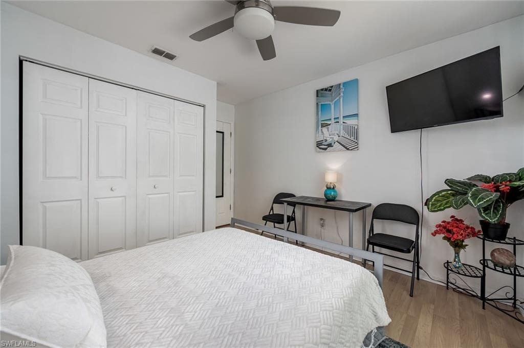 15298 Cricket LN-28