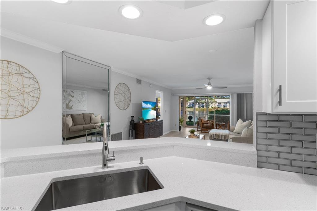 816 Gulf Pavilion DR 102-9