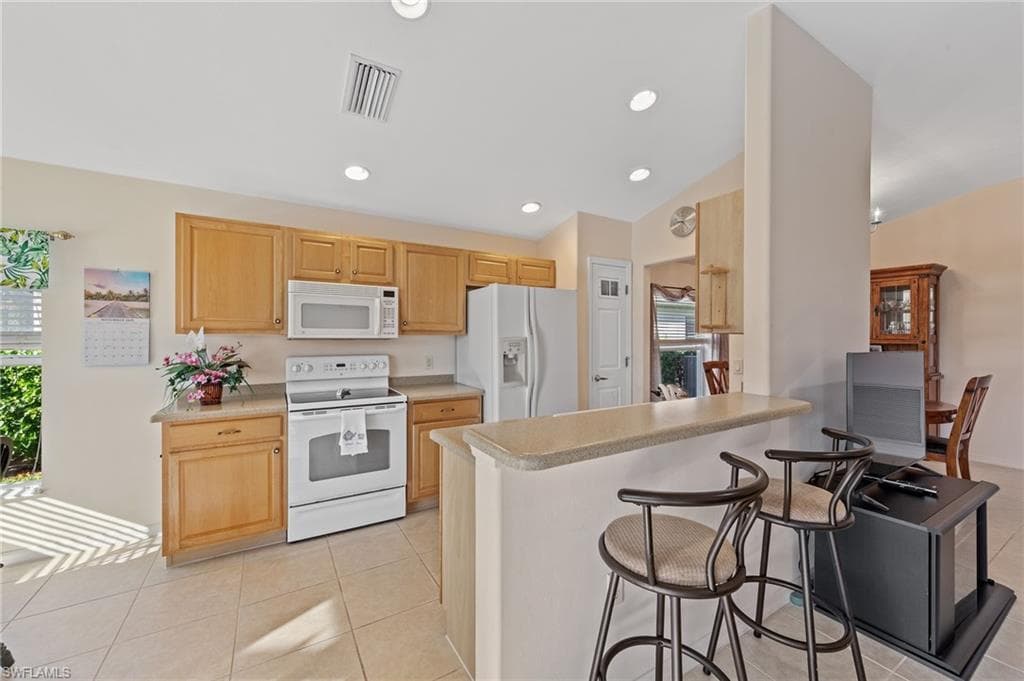 9933 Horse Creek RD-20