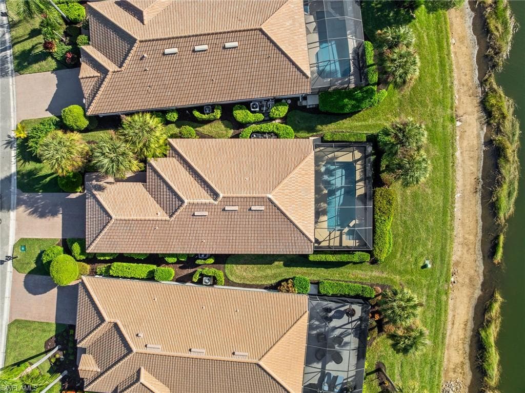 9933 Horse Creek RD-41