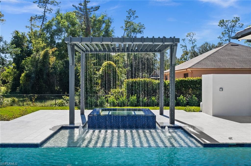 2272 Oakes BLVD-5