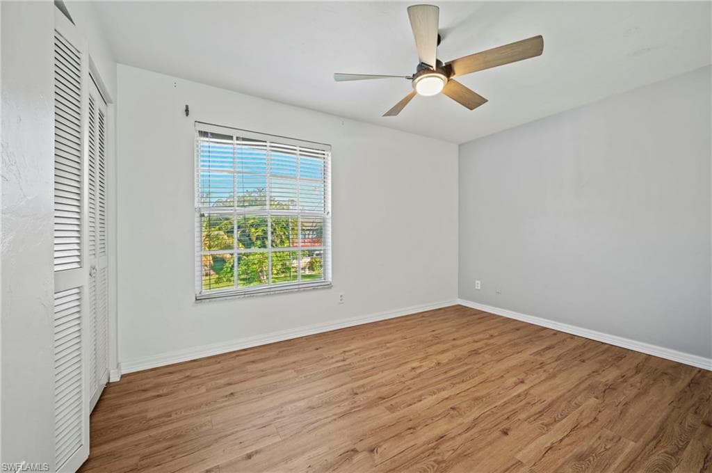 1570 Avion PL-11