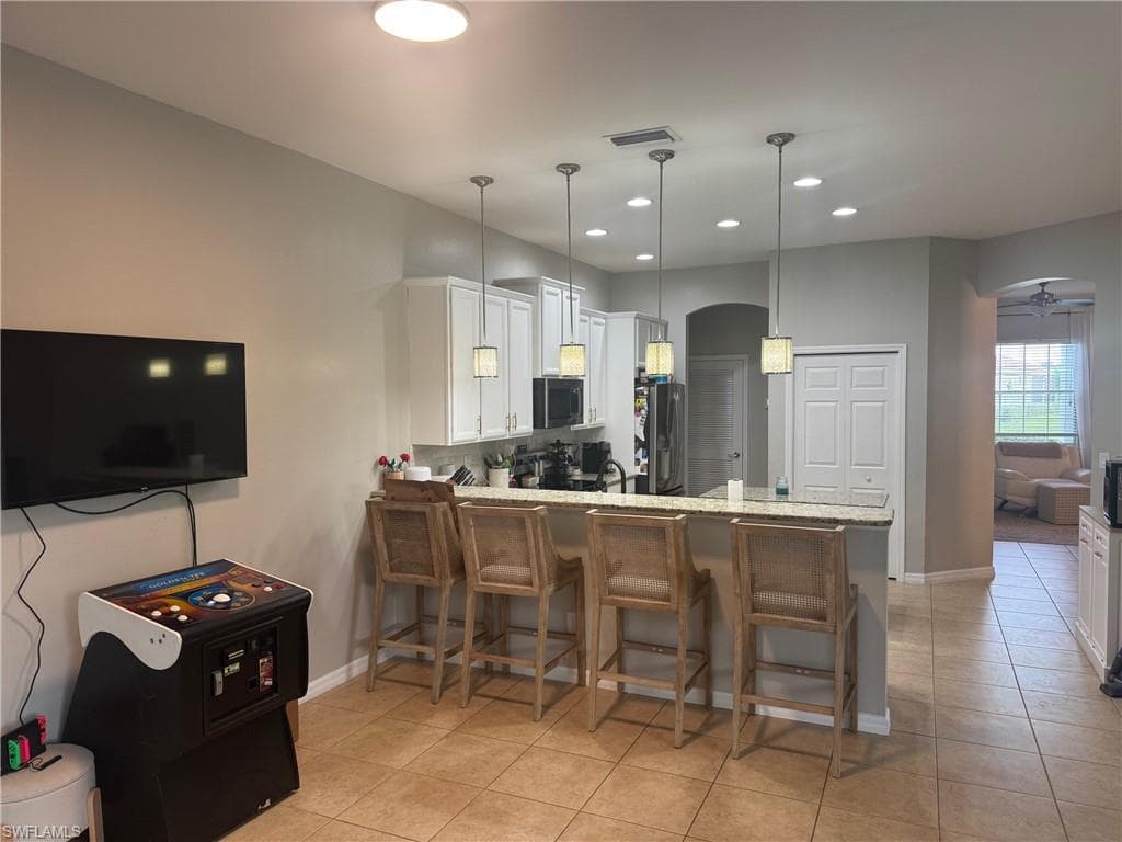 2557 Ashbury CIR-7