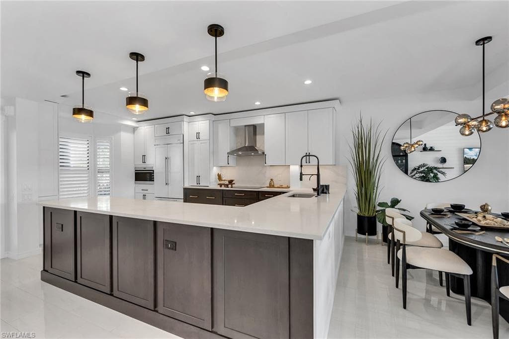 533 La Peninsula BLVD 533-2