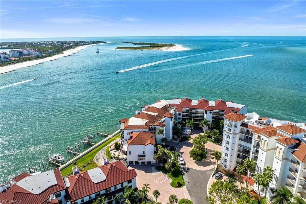 533 La Peninsula BLVD 533-42