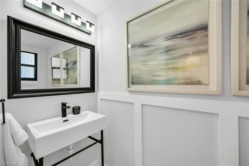 533 La Peninsula BLVD 533-24