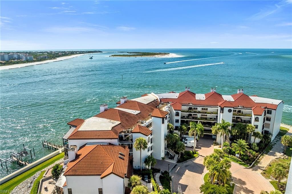 533 La Peninsula BLVD 533-41