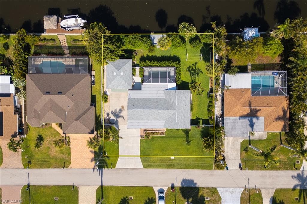 5128 York CT-42