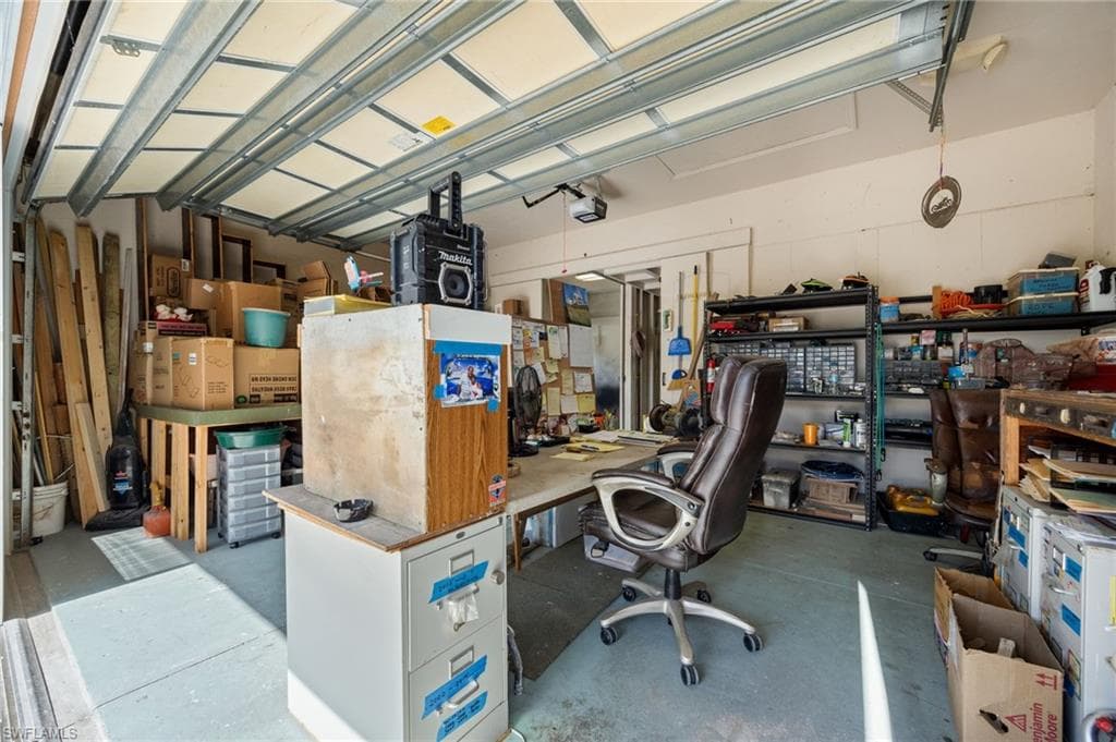 5128 York CT-36
