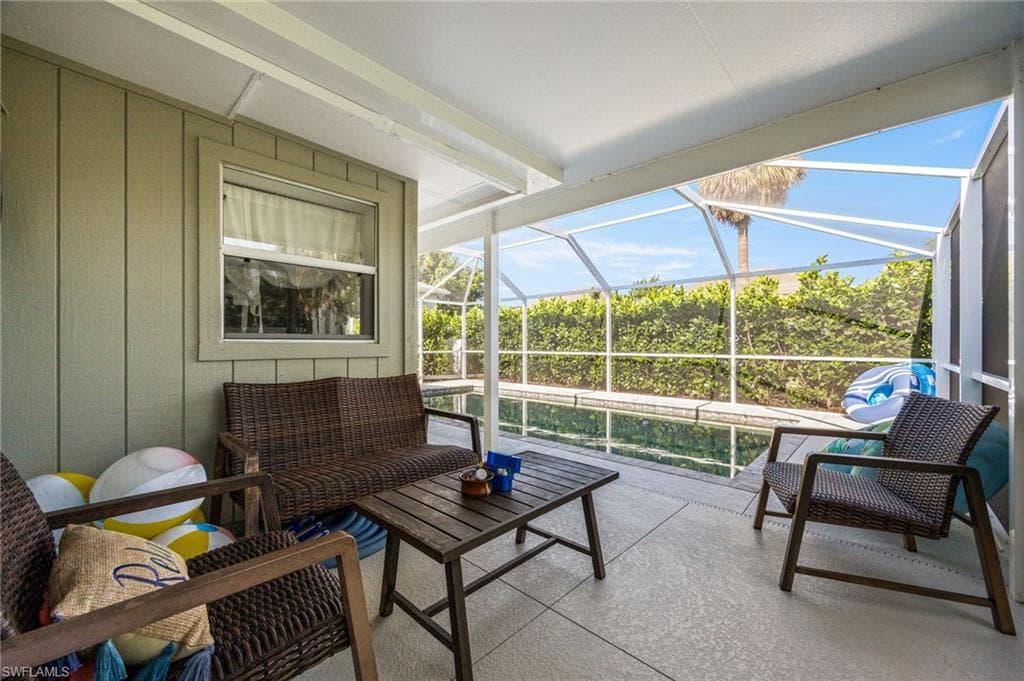 5128 York CT-28