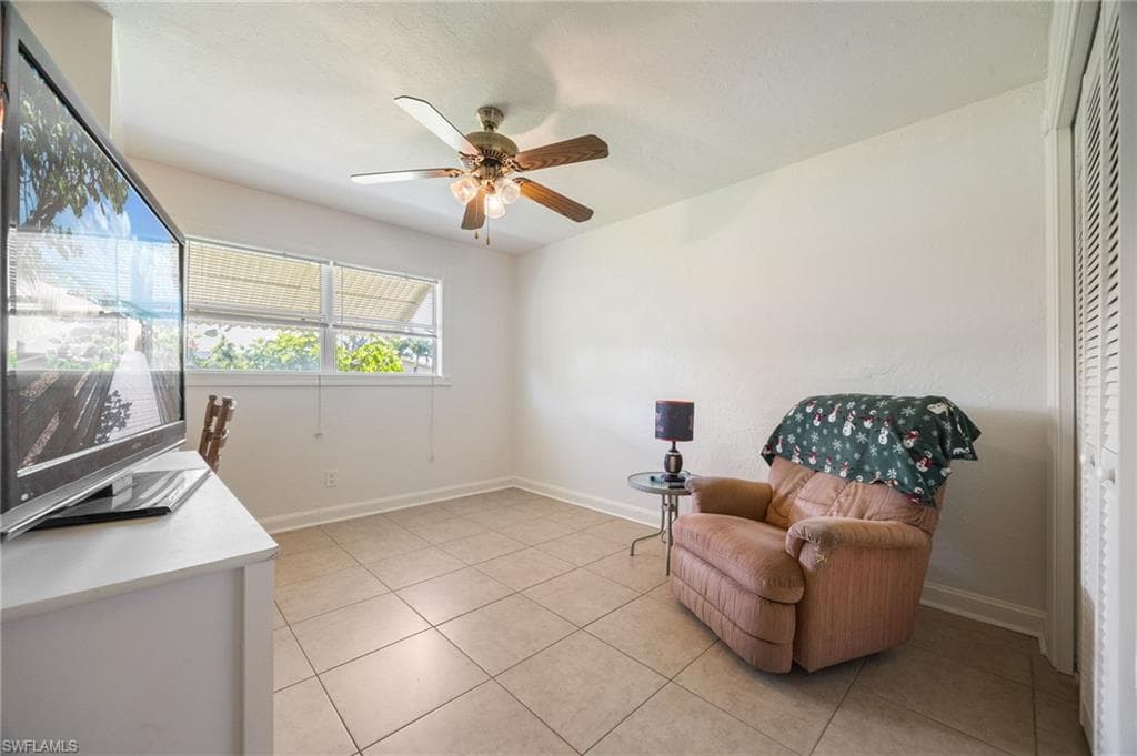 5128 York CT-24
