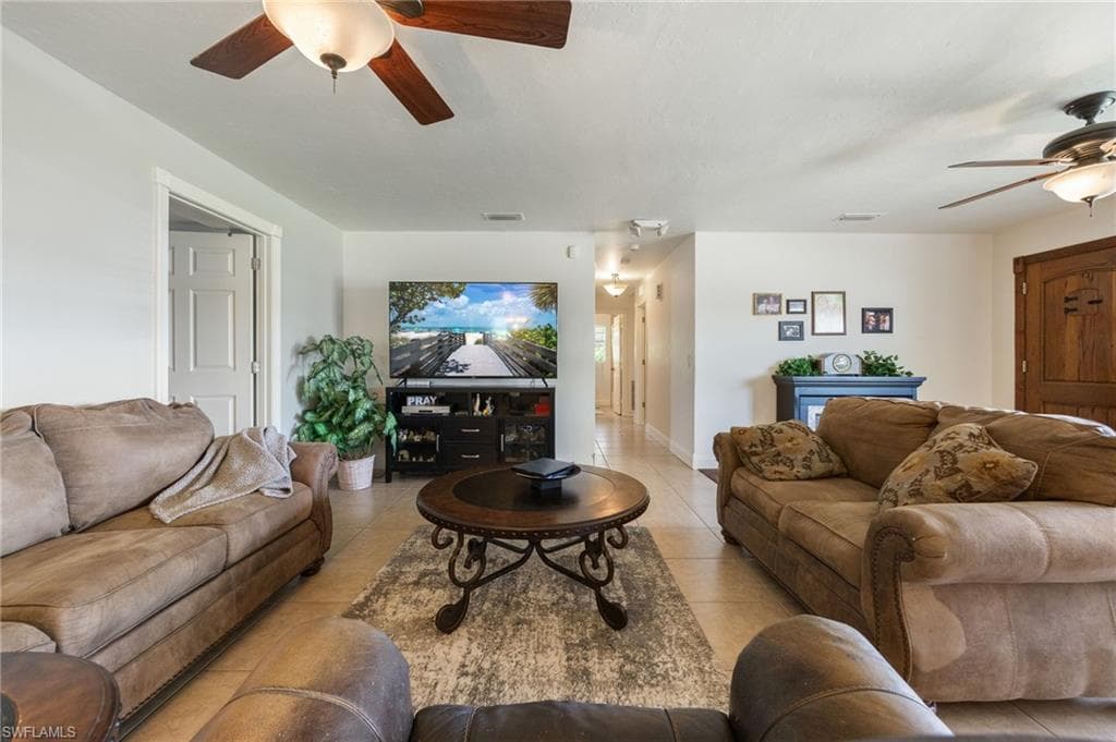 5128 York CT-14